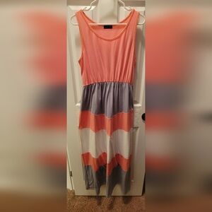 Elegant Sleeveless Midi Dress in Coral and Gray